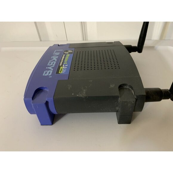 LINKSYS WRT54G WIRELESS-G 2.4 GHZ BROADBAND ROUTER (No Power Chord) - Picture 3 of 6